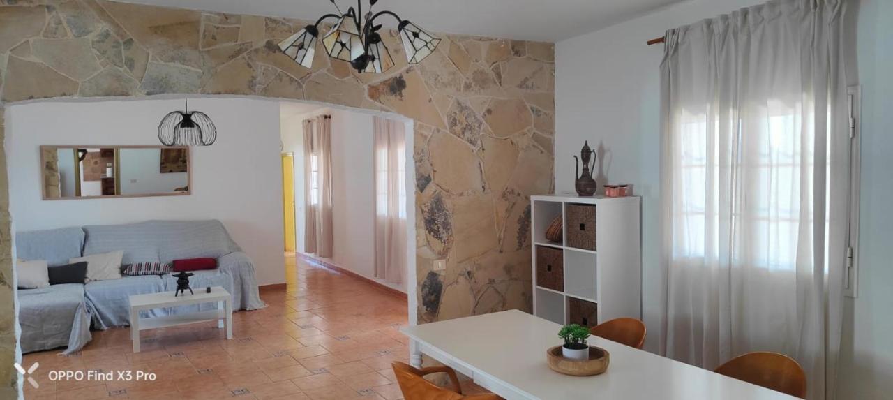 4 Family Home With Pool, Fuerteventura-Gran Tarajal Juan Gopar المظهر الخارجي الصورة